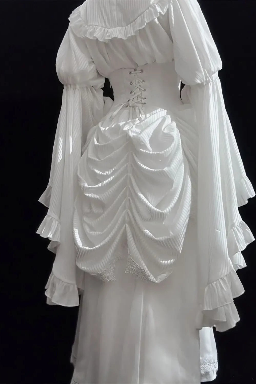 Gothic Light Lolita Long Flying Sleeve Vintage Blouse & Skirt Two Piece Set
