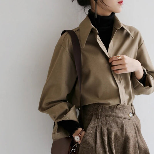 Women's Elegant Loose Blouse with Collar and Buttons | Ideal for Spring/Summer