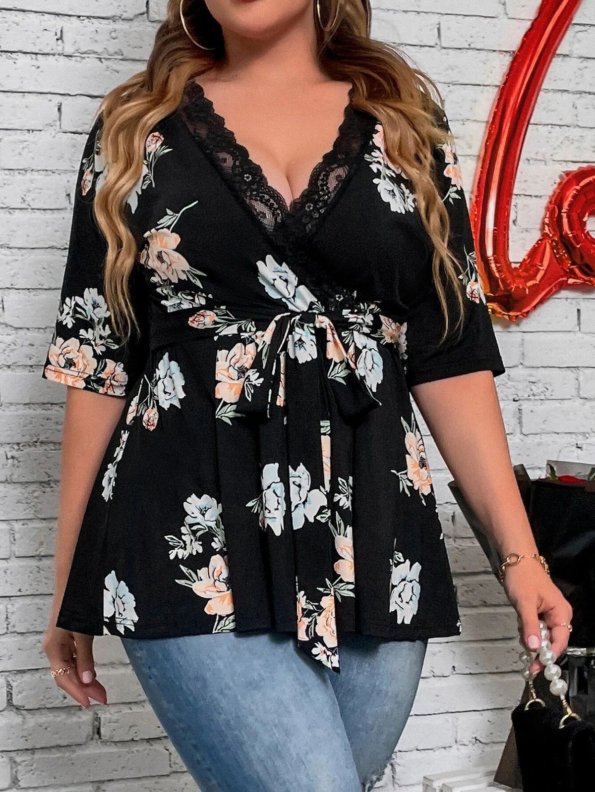 Women Casual Plus Size Lace Splice Floral Printed V-Neck Short-Sleeve Lace-Up Blouse