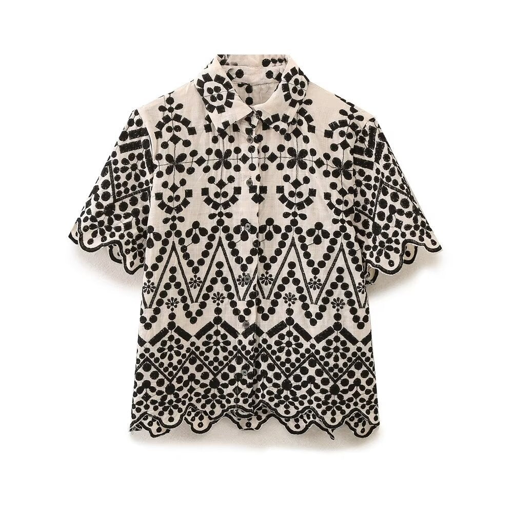 Women Fashion Casual Contrast Color Embroidered Lapel Blouse High Waist Shorts Two-Piece Set