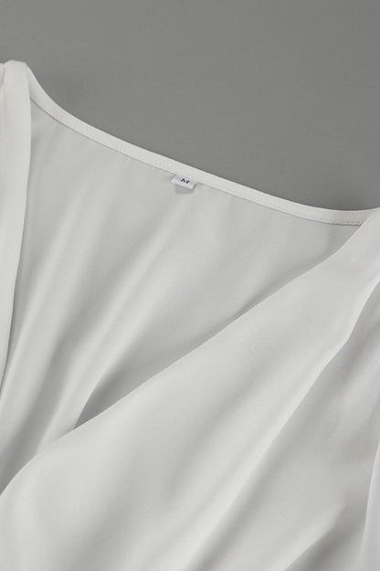 Cropped Long Sleeve Pullover Blouse