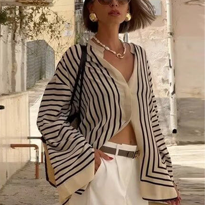 Women Fashion Casual Stripe Color Contrast Round Neck Single-Breasted Long-Sleeve Loose Blouse